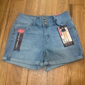 NWT Fashion Nova Mid Rise Jean Shorts